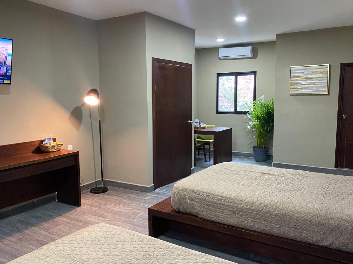 Huasteca Em Suites Ciudad Valles Exteriör bild